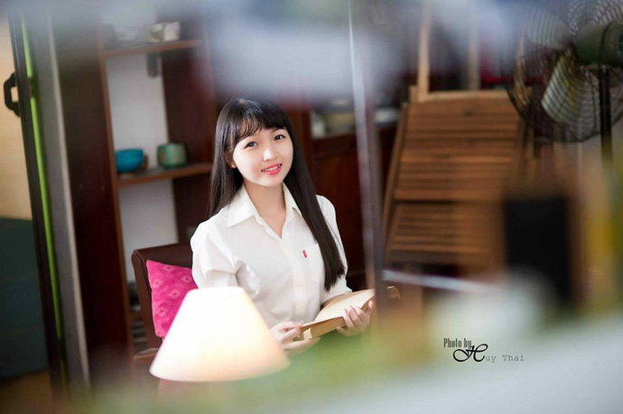 Top 5 Streamer xinh nhu hot girl cua lang Game Viet - Yuri Cam Tu 2